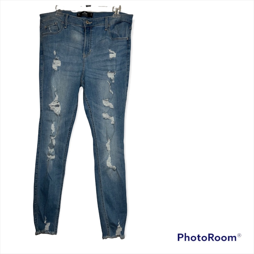 Hollister size w33 L32